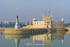 Lakhota Lake